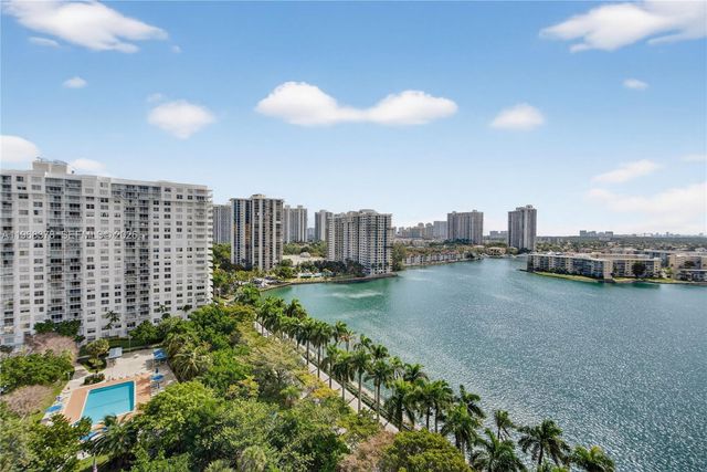 2801 NE 183rd St 1612W, Aventura, FL 33160