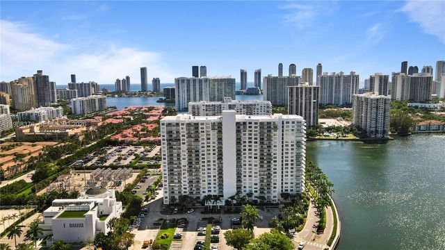 2801 NE 183rd St 1612W, Aventura, FL 33160