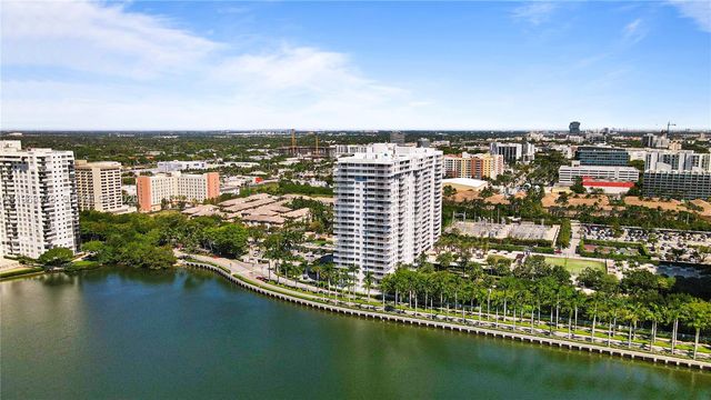 2801 NE 183rd St 1612W, Aventura, FL 33160