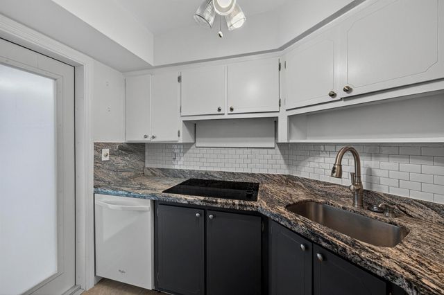 2151 NE 42 Nd Court 136, Lighthouse Point, FL 33064