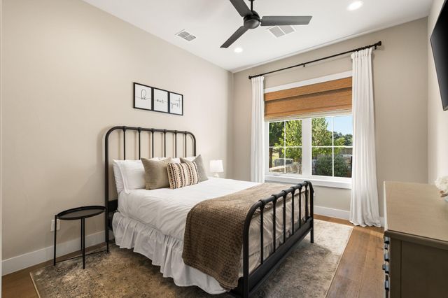 19517 Flying J BLVD 2, Spicewood, TX 78669