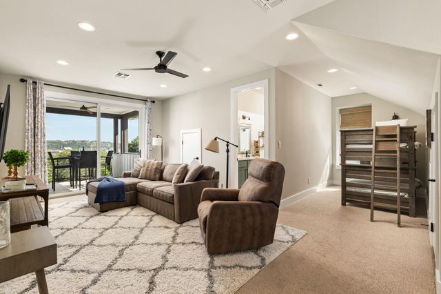 19517 Flying J BLVD 2, Spicewood, TX 78669