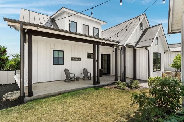 19517 Flying J BLVD 2, Spicewood, TX 78669