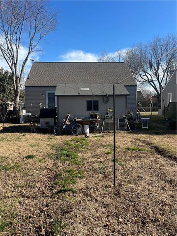 1135 Jasmine ST, Hampton, VA 23663