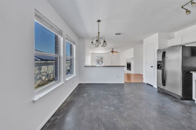 1307 Hayes Street, Cedar Hill, TX 75104