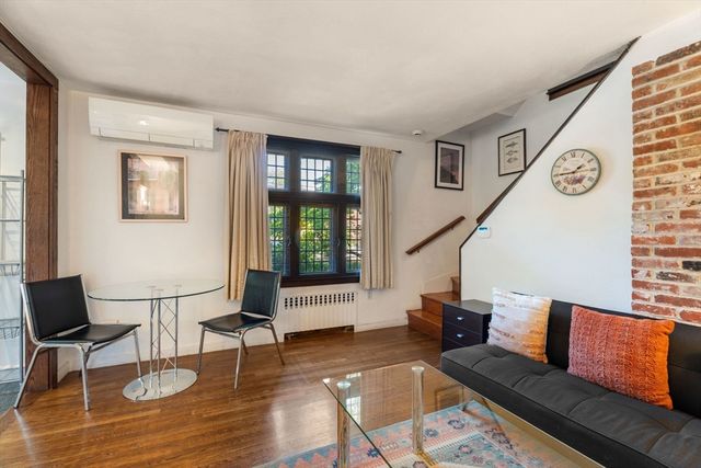 86 Garden St. 86, Cambridge, MA 02138