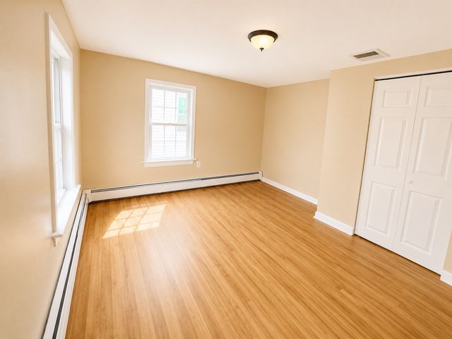 11 Harrison St 11, Lowell, MA 01852
