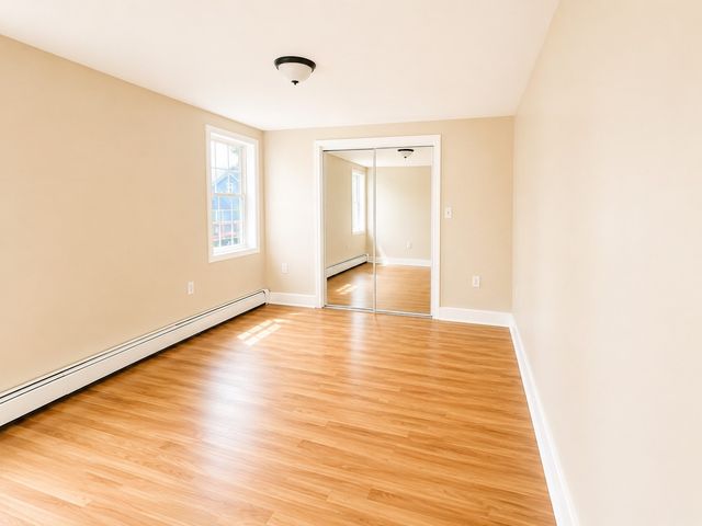 11 Harrison St 11, Lowell, MA 01852