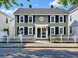 11 Harrison St 11, Lowell, MA 01852