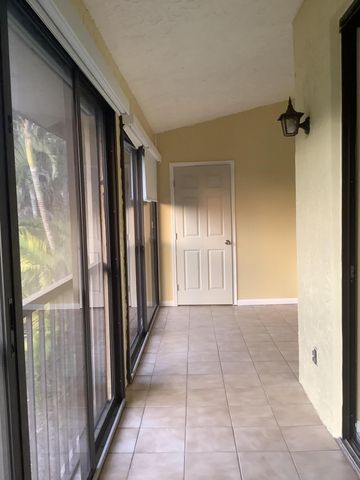 7755 LA MIRADA Drive 31cr, Boca Raton, FL 33433