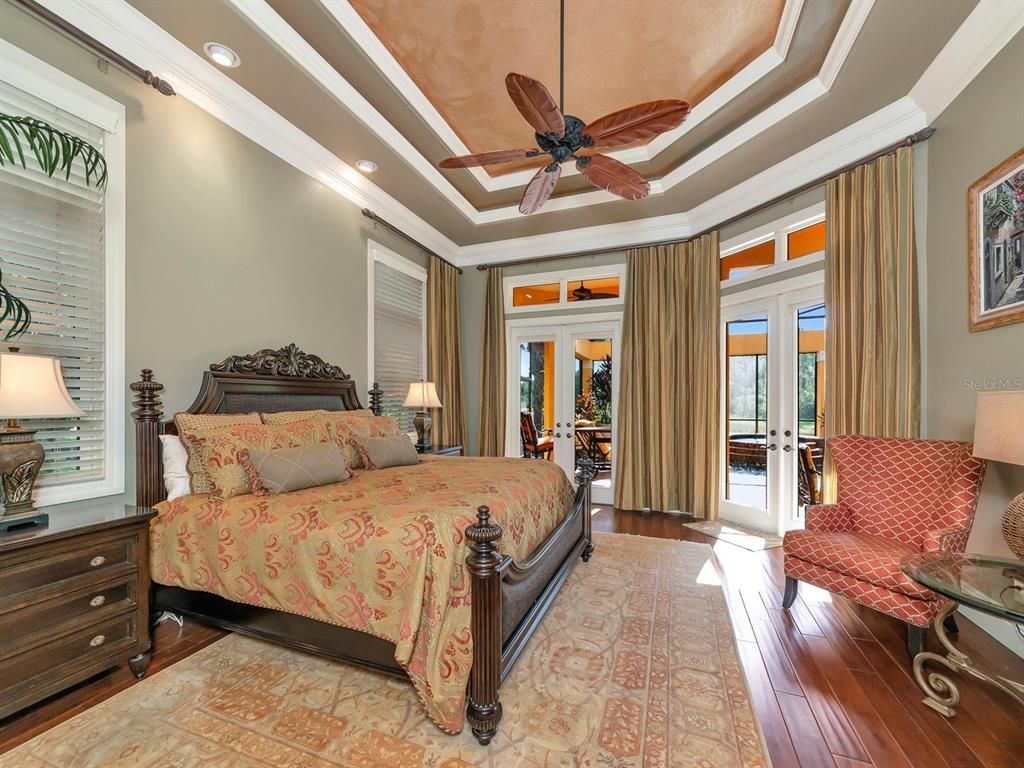 Image 31 of property listing at 8305 FARINGTON COURT, Bradenton, FL 34202