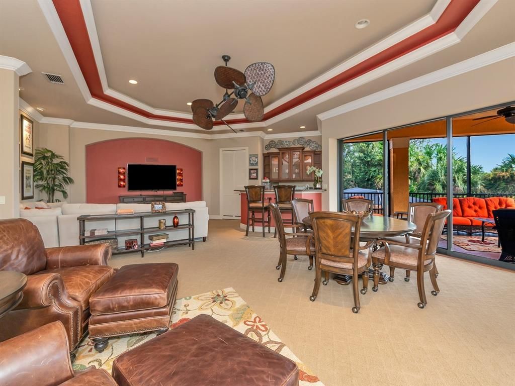 Image 48 of property listing at 8305 FARINGTON COURT, Bradenton, FL 34202