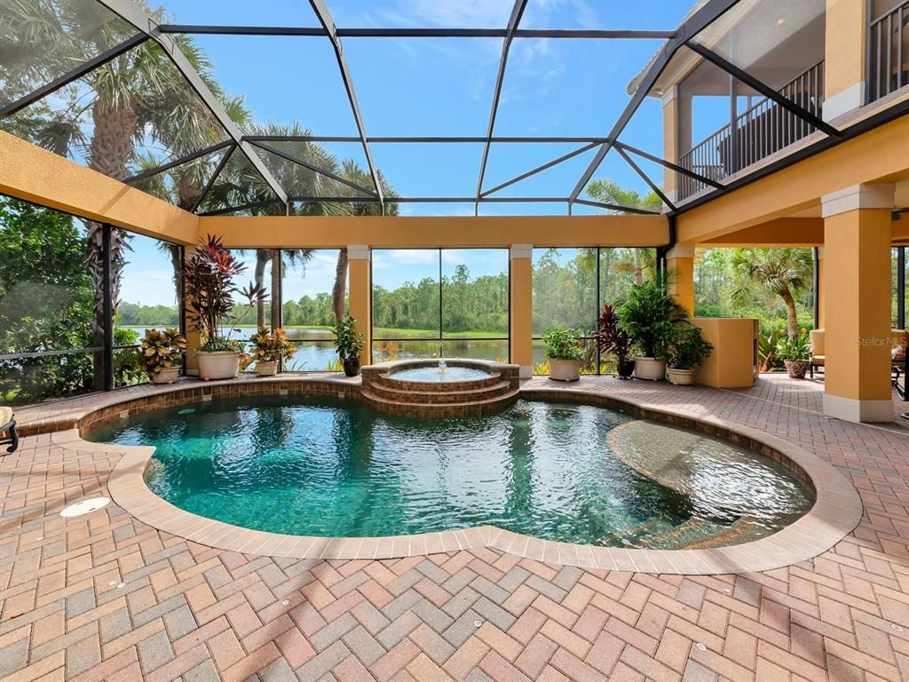 Image 52 of property listing at 8305 FARINGTON COURT, Bradenton, FL 34202