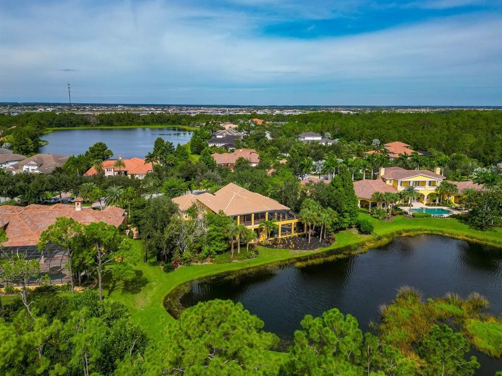 Image 63 of property listing at 8305 FARINGTON COURT, Bradenton, FL 34202