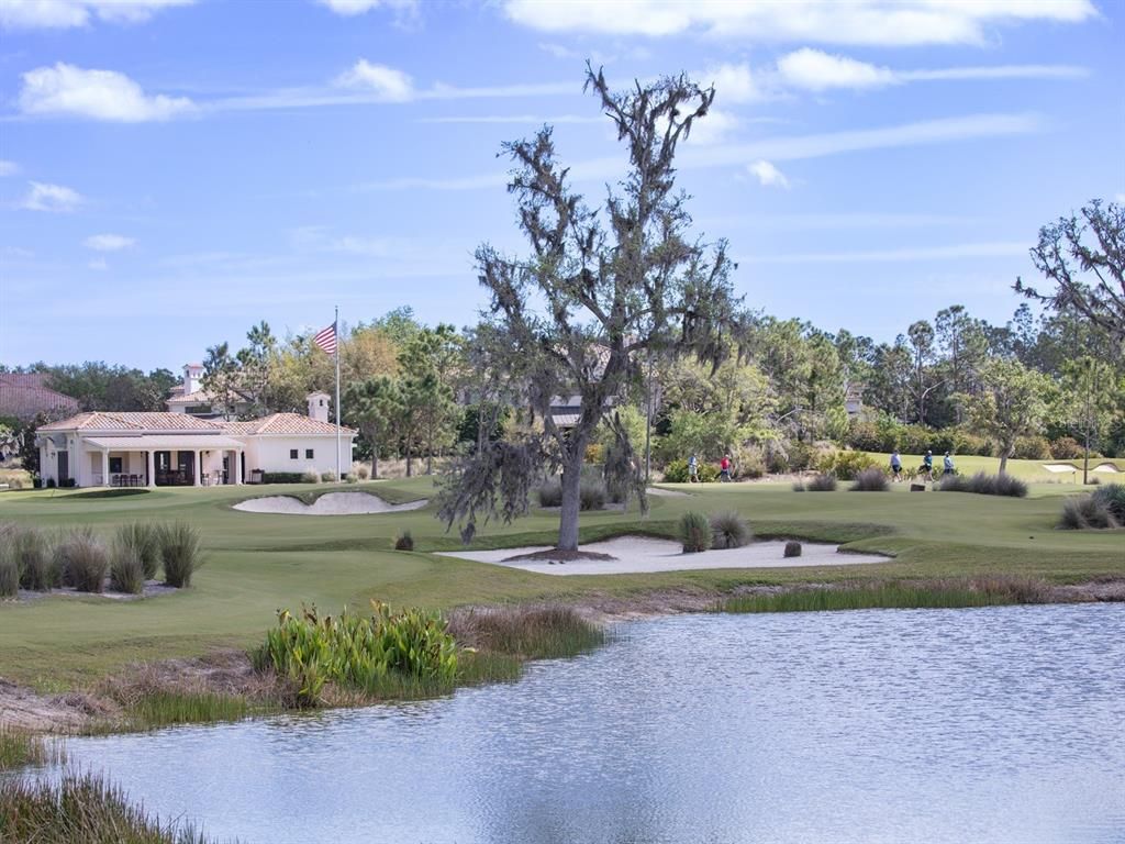 Image 91 of property listing at 8305 FARINGTON COURT, Bradenton, FL 34202