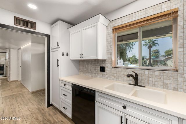 6158 E BUTTE Street, Mesa, AZ 85205