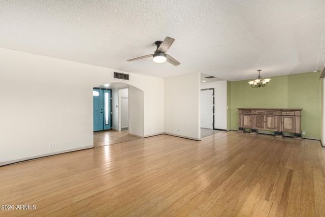 6158 E BUTTE Street, Mesa, AZ 85205