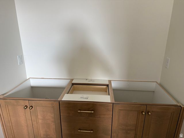 2132 N 725 W, Centerville, UT 84014