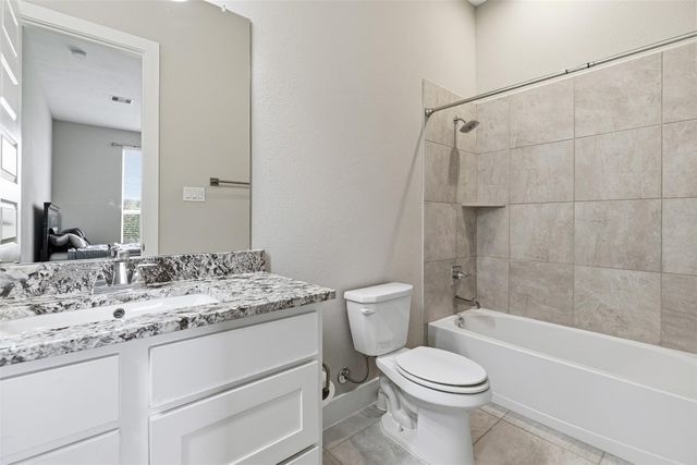 417 Ripple Edge Court, Katy, TX 77493