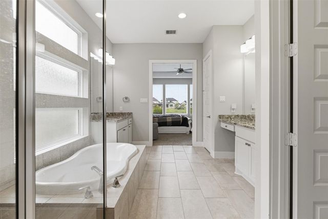 417 Ripple Edge Court, Katy, TX 77493