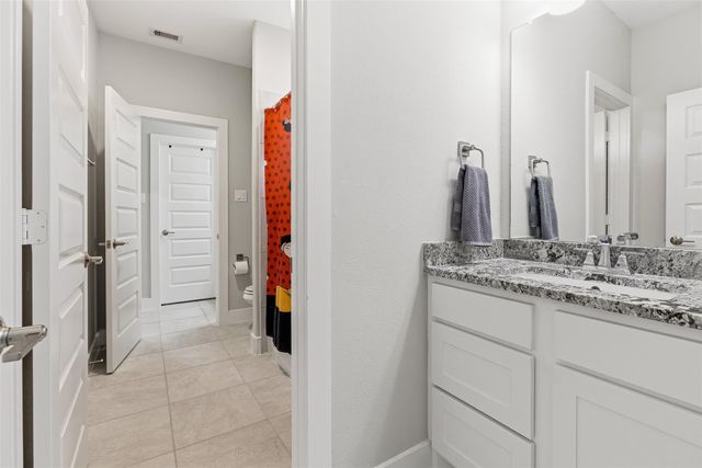 417 Ripple Edge Court, Katy, TX 77493