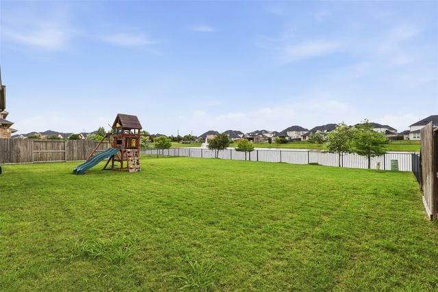 417 Ripple Edge Court, Katy, TX 77493
