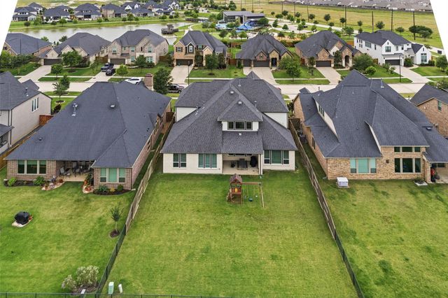 417 Ripple Edge Court, Katy, TX 77493