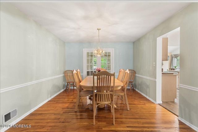 28 Bunker Hill Drive, Manalapan, NJ 07726