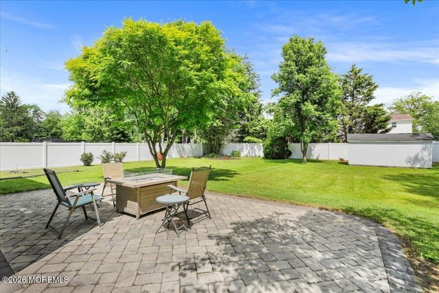 28 Bunker Hill Drive, Manalapan, NJ 07726