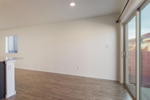 456 Chafey Drive SW, Los Lunas, NM 87031