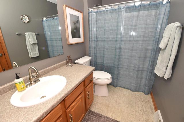 3326 Emmertsen ROAD, Racine, WI 53406