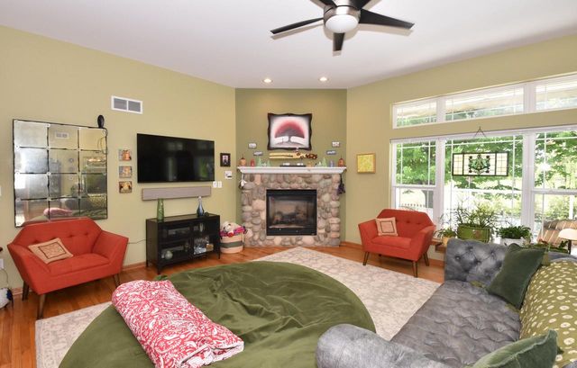 3326 Emmertsen ROAD, Racine, WI 53406