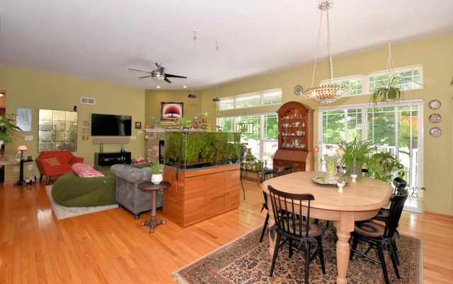 3326 Emmertsen ROAD, Racine, WI 53406