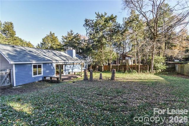 10216 Camelback Circle, Charlotte, NC 28226