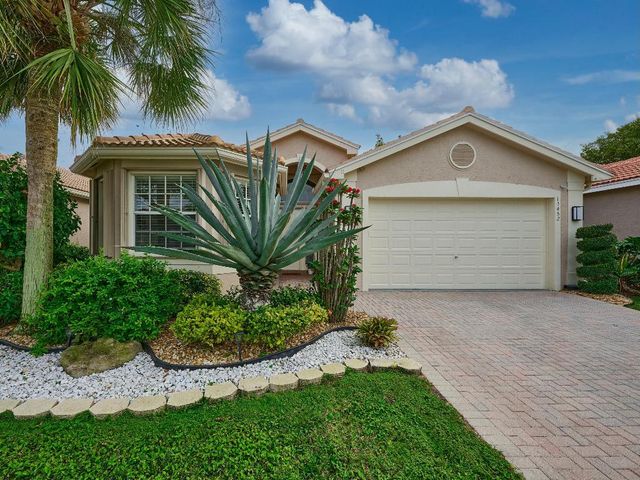 13452 Cordoba Lake Way, Delray Beach, FL 33446