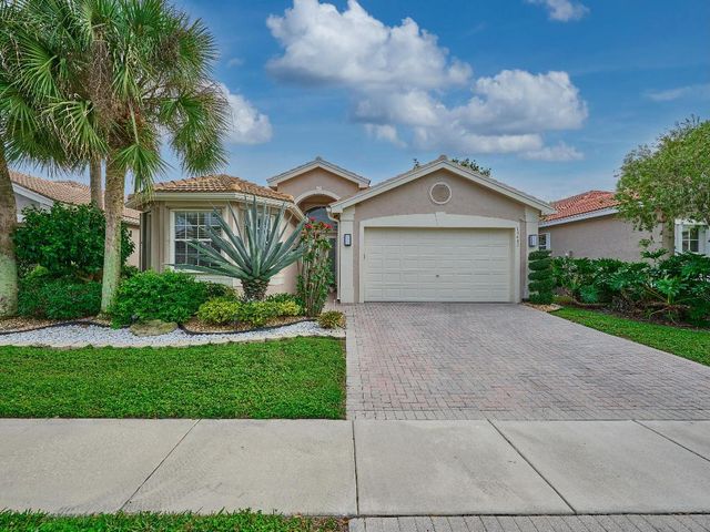13452 Cordoba Lake Way, Delray Beach, FL 33446