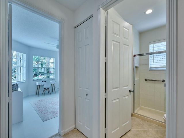 13452 Cordoba Lake Way, Delray Beach, FL 33446