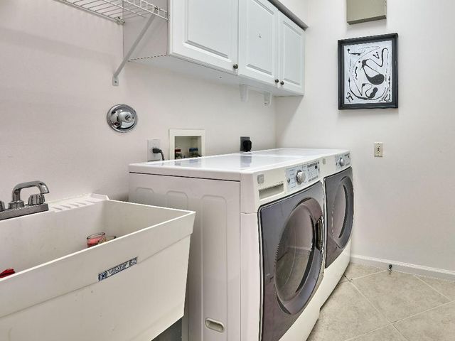 13452 Cordoba Lake Way, Delray Beach, FL 33446