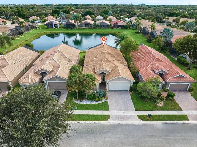 13452 Cordoba Lake Way, Delray Beach, FL 33446