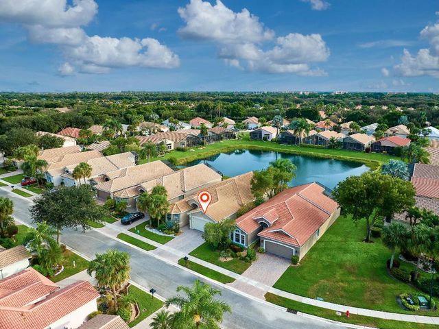 13452 Cordoba Lake Way, Delray Beach, FL 33446