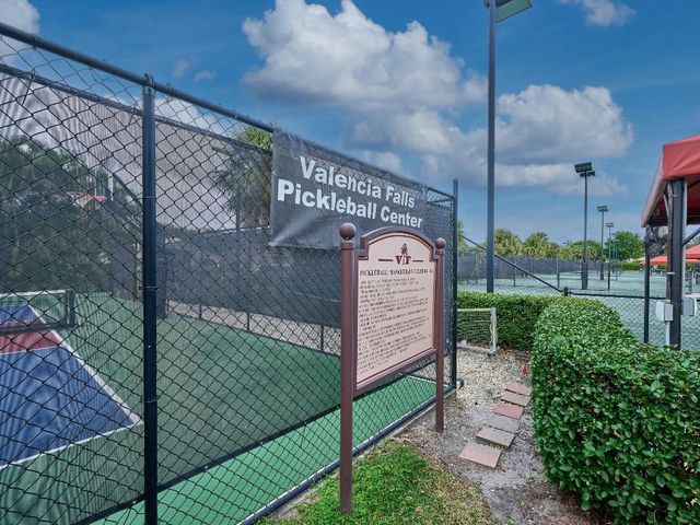 13452 Cordoba Lake Way, Delray Beach, FL 33446