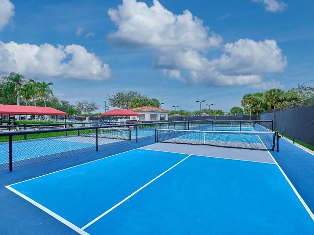 13452 Cordoba Lake Way, Delray Beach, FL 33446