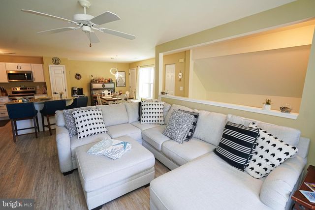 11421 MANKLIN CREEK RD #4, Berlin, MD 21811