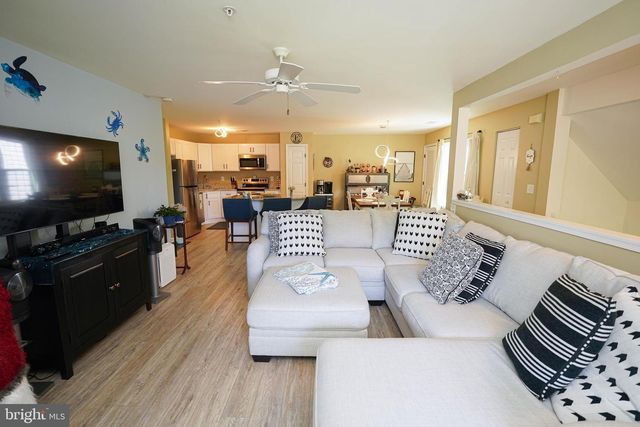 11421 MANKLIN CREEK RD #4, Berlin, MD 21811