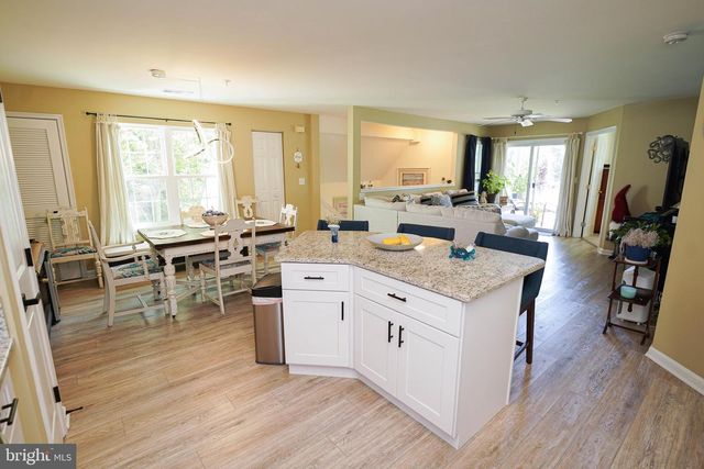 11421 MANKLIN CREEK RD #4, Berlin, MD 21811