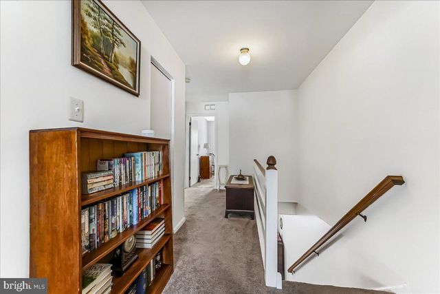 708 HEATHER LN, Aston, PA 19014