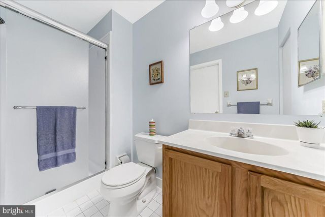 708 HEATHER LN, Aston, PA 19014