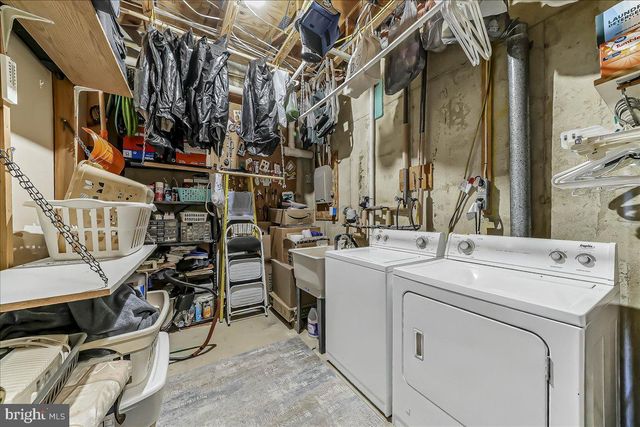 708 HEATHER LN, Aston, PA 19014