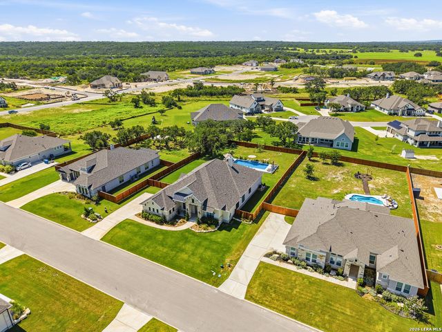 187 Violet Way, Castroville, TX 78009
