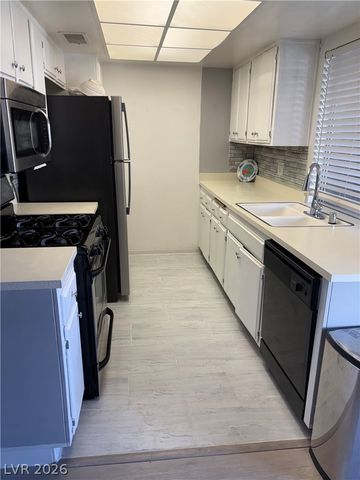 1405 Vegas Valley Drive 92, Las Vegas, NV 89169